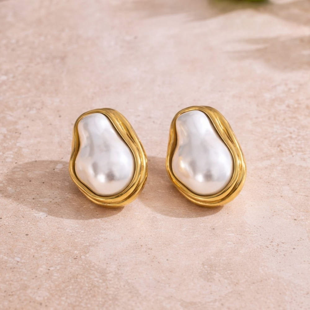 Golden Baroque Pearl Earrings